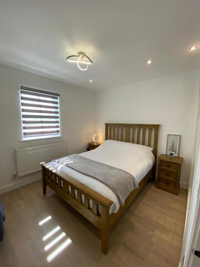 Apartment No 8 - Stay In Style In The Heart Of The Cathedral City. トルーロー エクステリア 写真